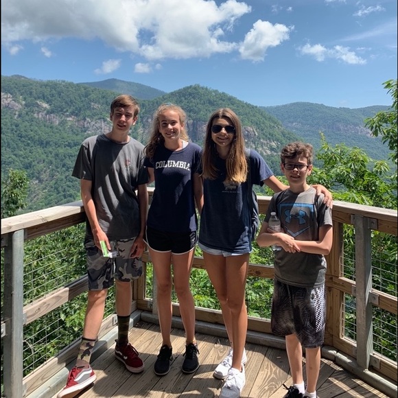 Meet your Posher, Anne - Picture 3 of 3